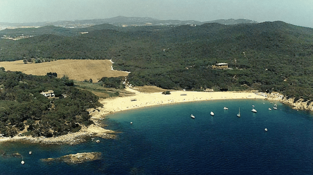 Platja de Castell undeveloped beach with Iberian settlement in Palamós, Girona