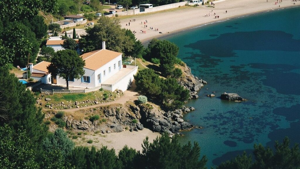 Platja de Montjoi sheltered cove in the Cap de Creus natural park, Roses