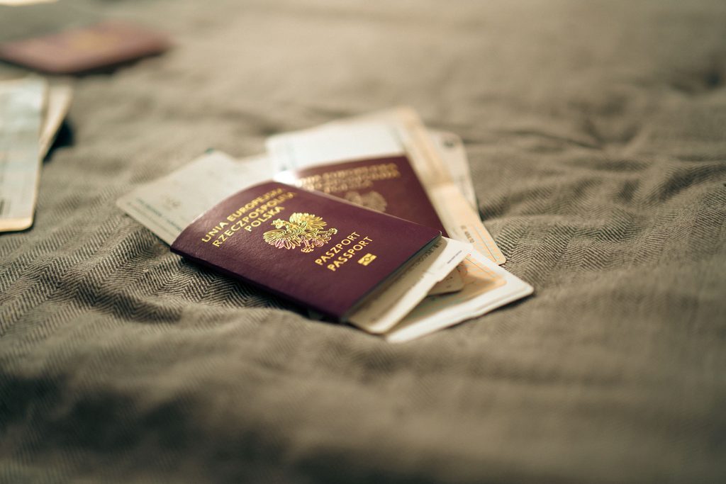 Travel documents and insurance for Medicare beneficiaries visiting Spain