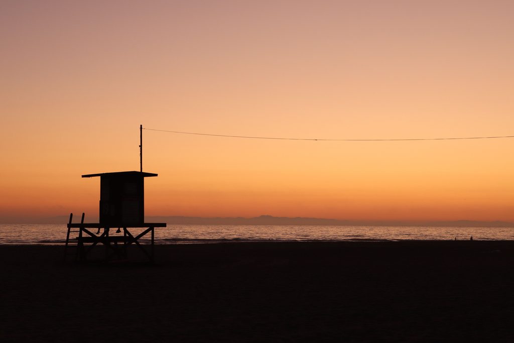 Lifeguarded beach in Spain, the best way to avoid hospital costs